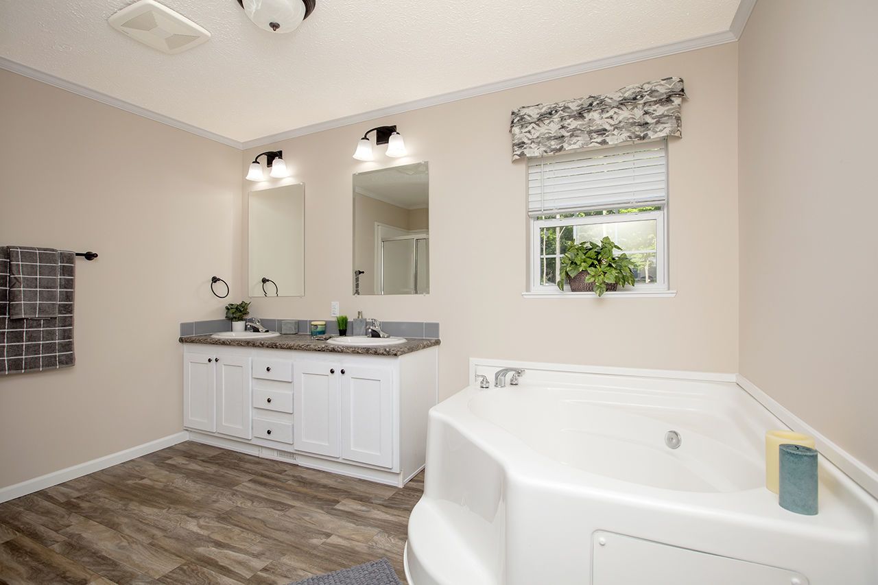 Heather Forest Ranch Modular Home - Image 11