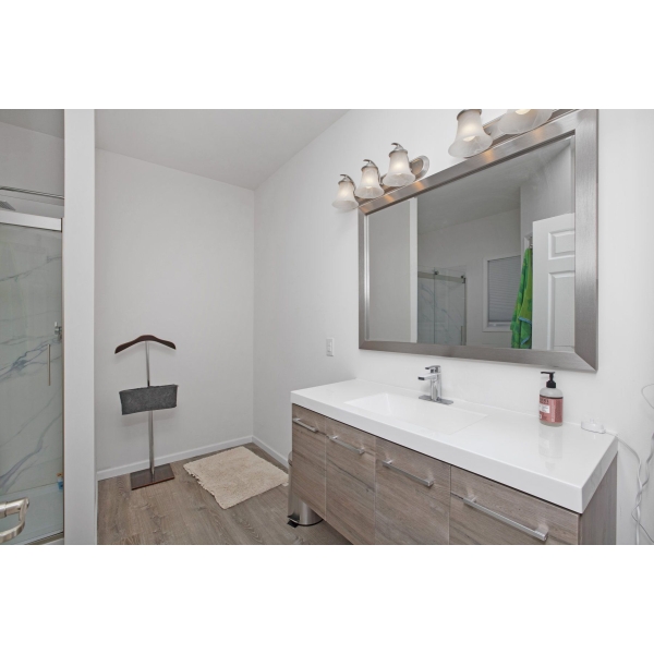 Washington Two Story Modular Home - Image 13
